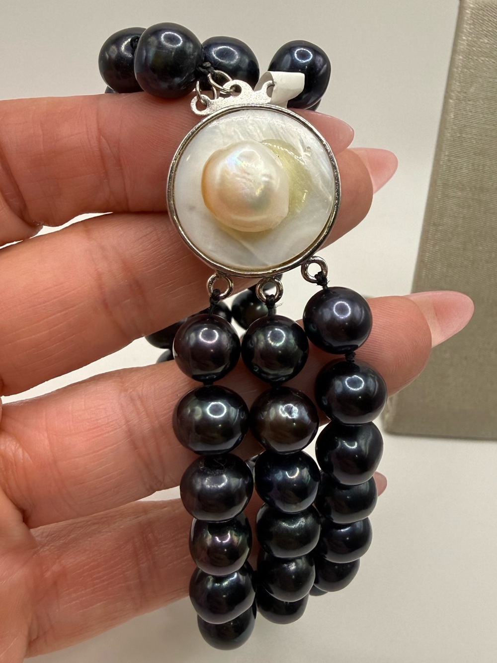 Black Freshwater Pearl 3 Strand Bracelet Mother of Pearl Pearl Clasp 8.5”